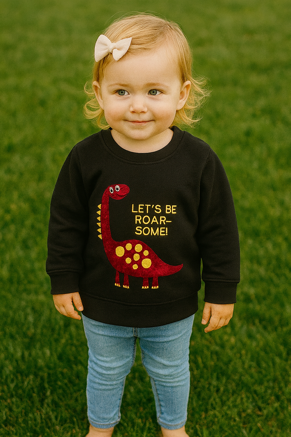 Jet Black dino winter-sweat shirt