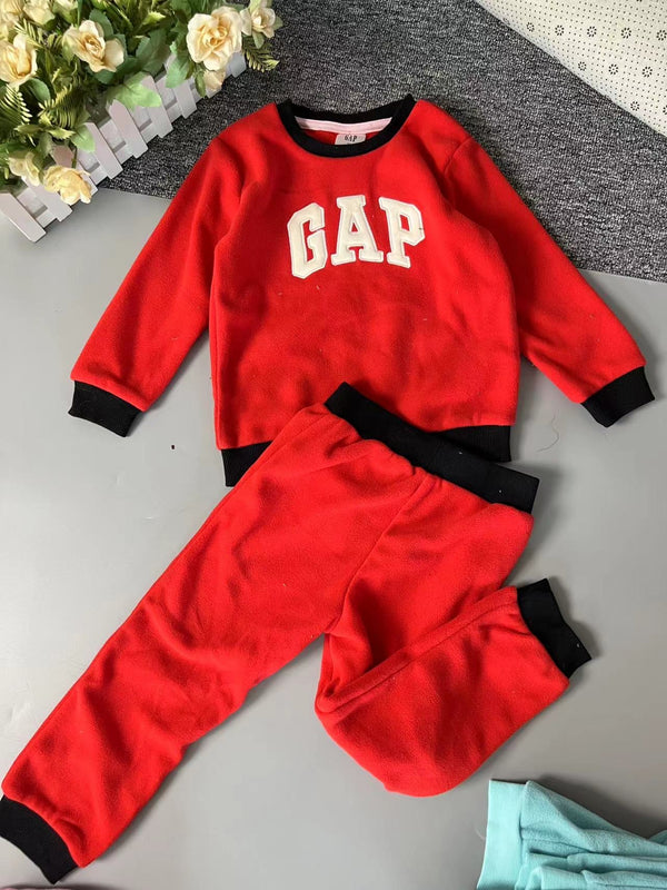 Red Gap puller fleece winter-Tracksuit